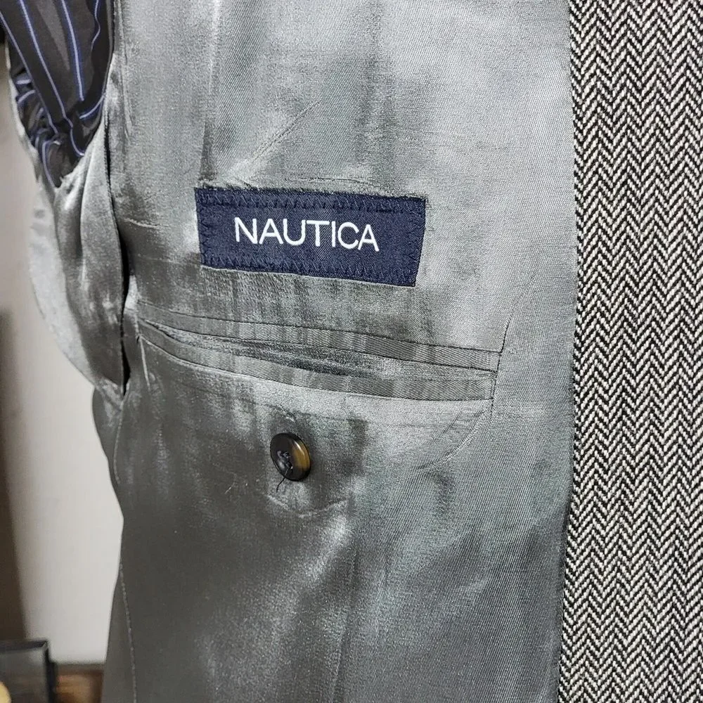 Nautica Men's Sport Coat Blazer Two Button Gray Herringbone Lambs Wool Blend 44L